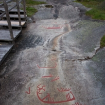 Helleristningene ved Begby: Gullskår og Skolefeltet